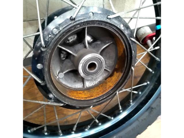 YAMAHA
SR400
Original rear wheel