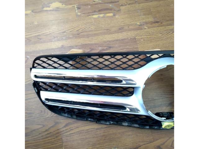メルセデスベンツ X253前期純正グリル