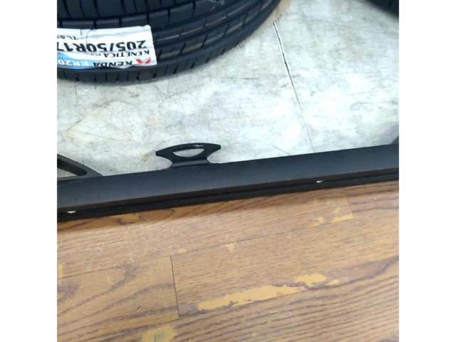 Unknown Manufacturer
Wheel chocks