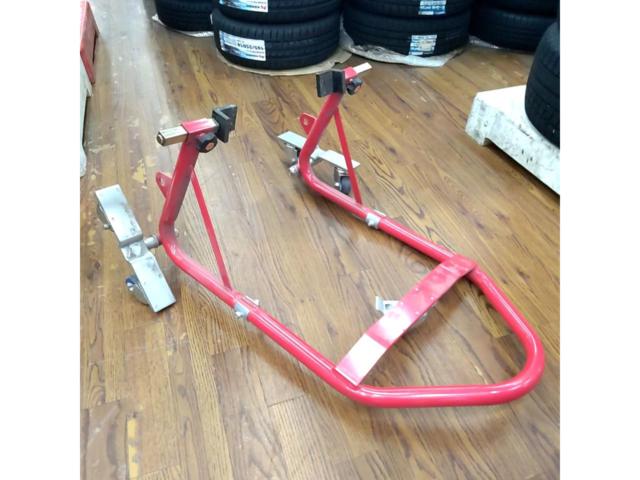 KIKAIYA
Maintenance stand
Rear
Comes with 5 casters