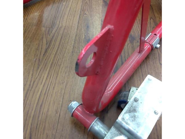 KIKAIYA
Maintenance stand
Rear
Comes with 5 casters