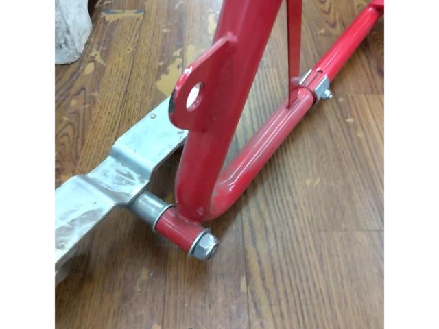 KIKAIYA
Maintenance stand
Rear
Comes with 5 casters
