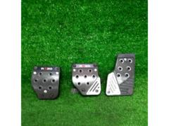 RAZO
Carbon pedal set
RP55
For manual car