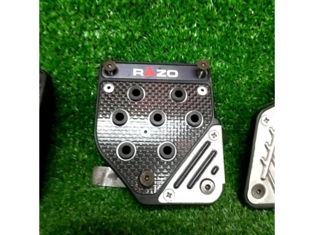 RAZO
Carbon pedal set
RP55
For manual car