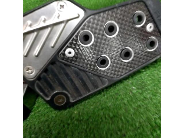 RAZO
Carbon pedal set
RP55
For manual car