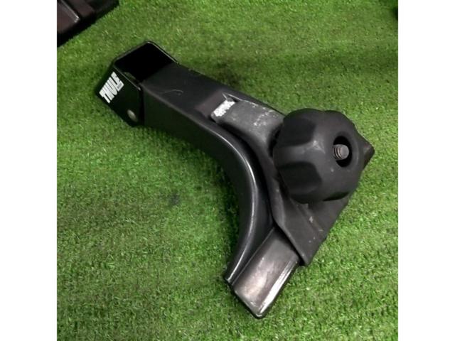 THULE
951
Rain gutter carrier / Rain gutter base carrier