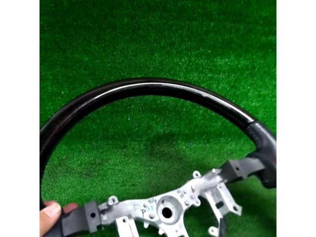 トヨタ 200系 ハイエース ダークプライム用ブラックウッド純正ステアリング