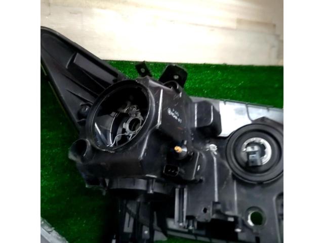 ホンダ エリシオン プレステージ/RR5 純正HIDヘッドライト