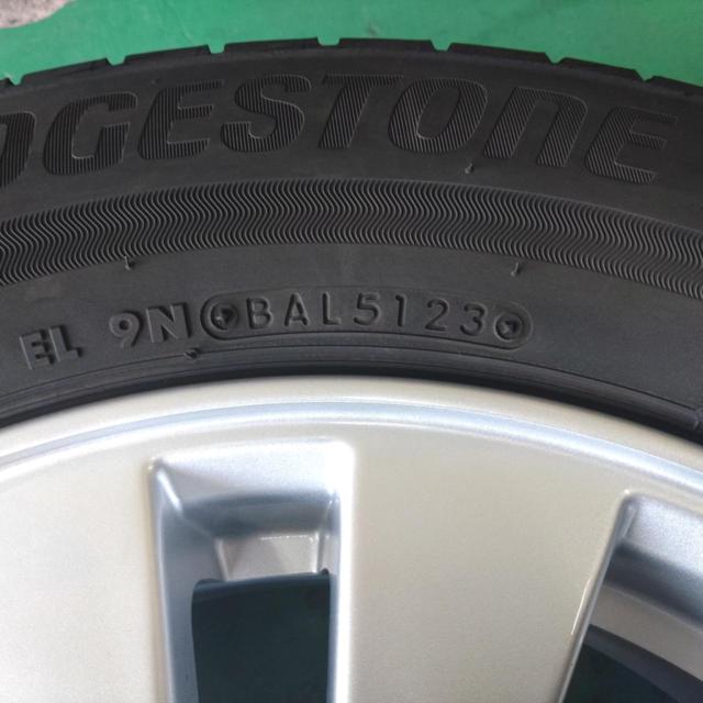 NISSAN セレナ/C27 純正ホイール+BRIDGESTONE playz PX-RVⅡ