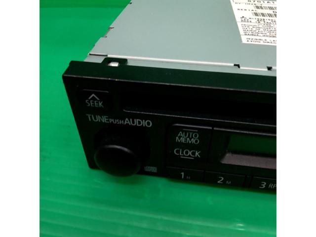 三菱純正 CDチューナー 8701A124