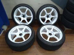 YOKOHAMA ADVAN Racing RG-4+DUNLOP SP SPORT MAXX GT 600A