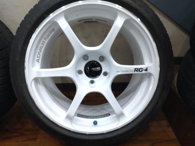 YOKOHAMA ADVAN Racing RG-4+DUNLOP SP SPORT MAXX GT 600A