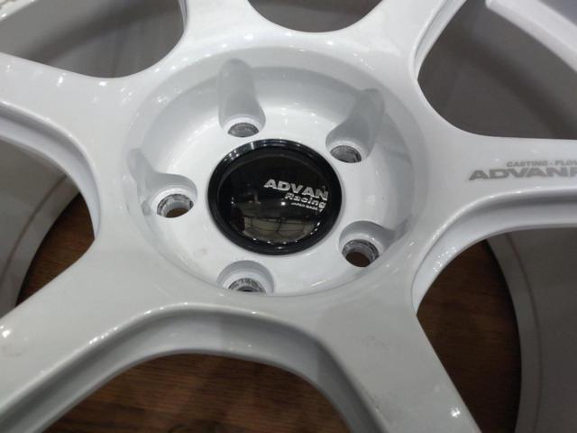 YOKOHAMA ADVAN Racing RG-4+DUNLOP SP SPORT MAXX GT 600A