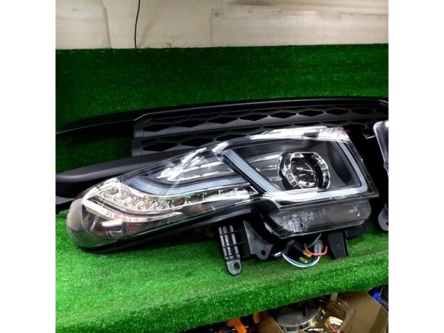 VLAND フロントグリル + ヘッドライトセット【FJクルーザー/GSJ15W】