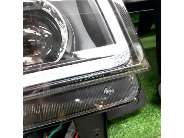 VLAND フロントグリル + ヘッドライトセット【FJクルーザー/GSJ15W】