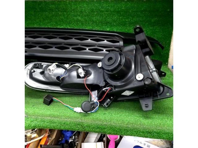 VLAND フロントグリル + ヘッドライトセット【FJクルーザー/GSJ15W】