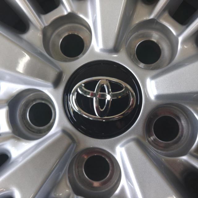 Container 3 TOYOTA
40 Series Alphard
Z grade
Original wheel
+
BRIDGESTONE
BLIZZAK
This VRX32024 model is brand new and therefore offered at a special price.