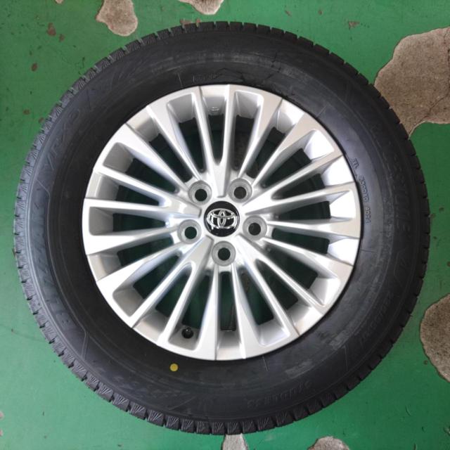 Container 3 TOYOTA
40 Series Alphard
Z grade
Original wheel
+
BRIDGESTONE
BLIZZAK
This VRX32024 model is brand new and therefore offered at a special price.
