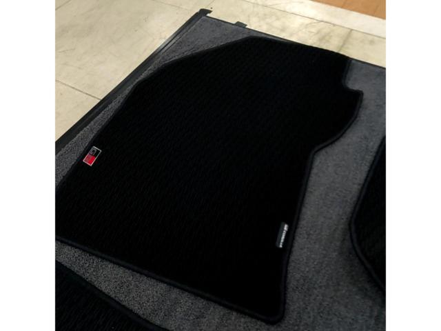 トヨタ GRカローラ  GRフロアマット