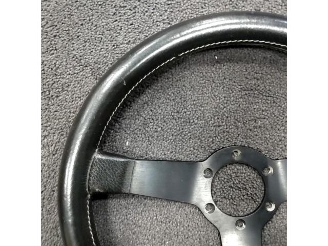 MOMO Gilles Villeneuve 350mm ブラックレザーステアリング