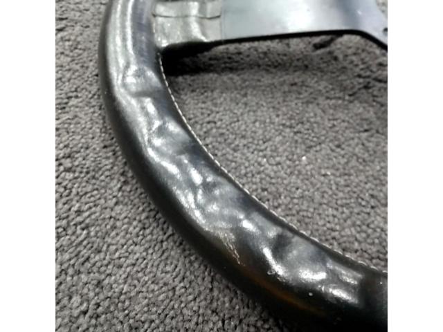 MOMO Gilles Villeneuve 350mm ブラックレザーステアリング