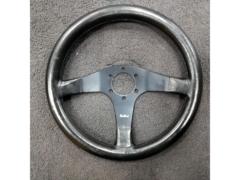MOMO Cavallino2 350mm ブラックレザーステアリング