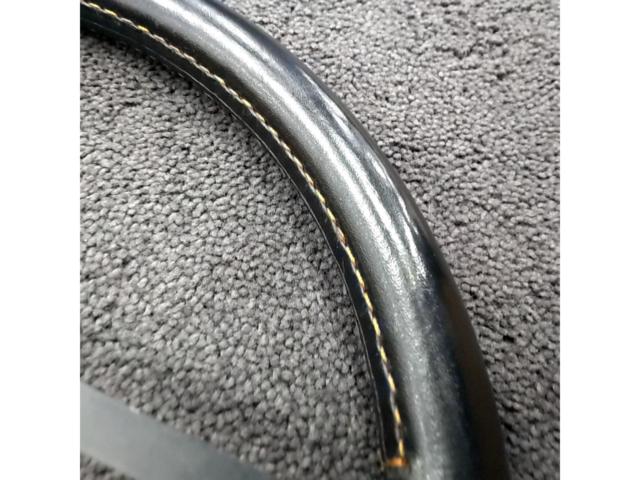 Bertone 350mm 2スポークレザーステアリング