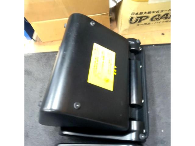 【トヨタ 30系アルファード/ヴェルファイア】 純正オプション オットマン/足置き