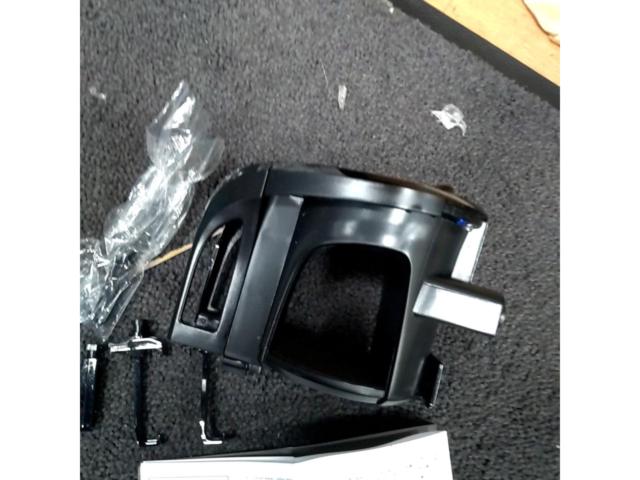 YAC
Smooth In
Drink holder
U-1201