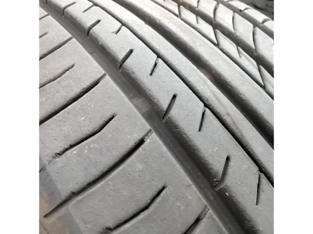 YOKOHAMA
ADVAN
db
V552
235 / 55R19
Two