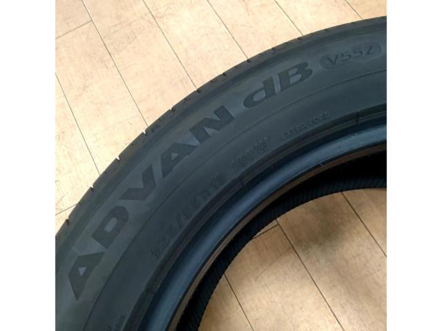YOKOHAMA
ADVAN
db
V552
235 / 55R19
Single