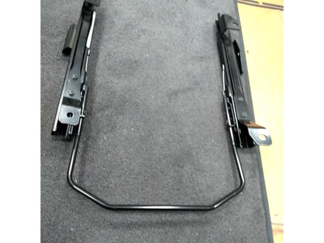 GR Supra BMW
Z4/DB series G29 RECARO
Base frame / seat rail