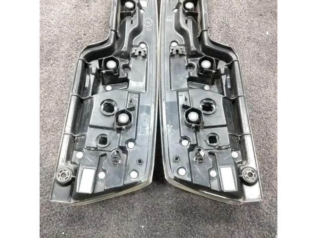 LA150S Move genuine taillights
