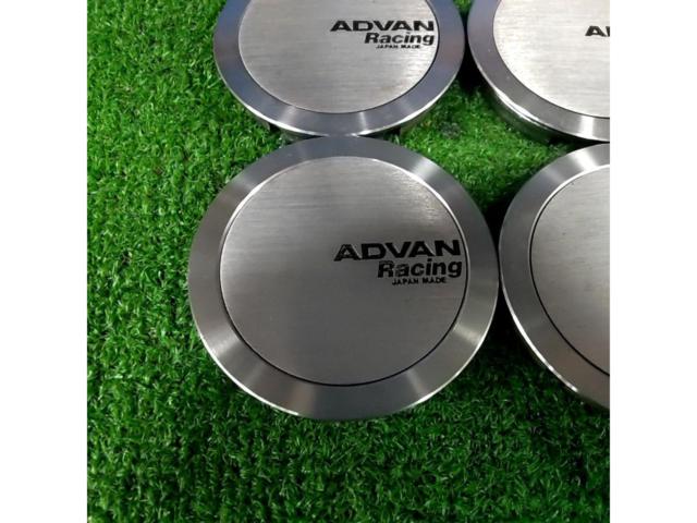 ADVAN
Center cap
