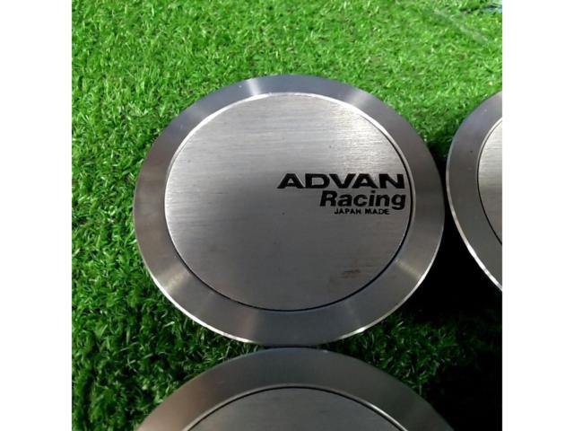ADVAN
Center cap
