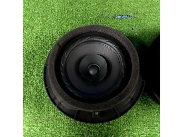 JB64 / Jimny
Genuine speaker
2 pieces