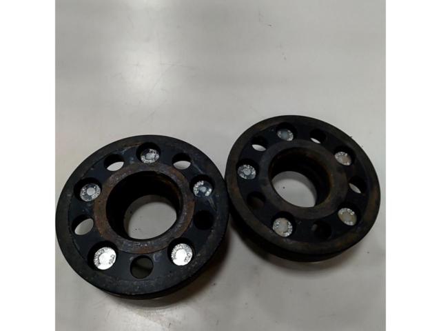 [M12 × 1.25
100-5H
5 56.1
25mmGAsupply
Wide tread spacer with hub