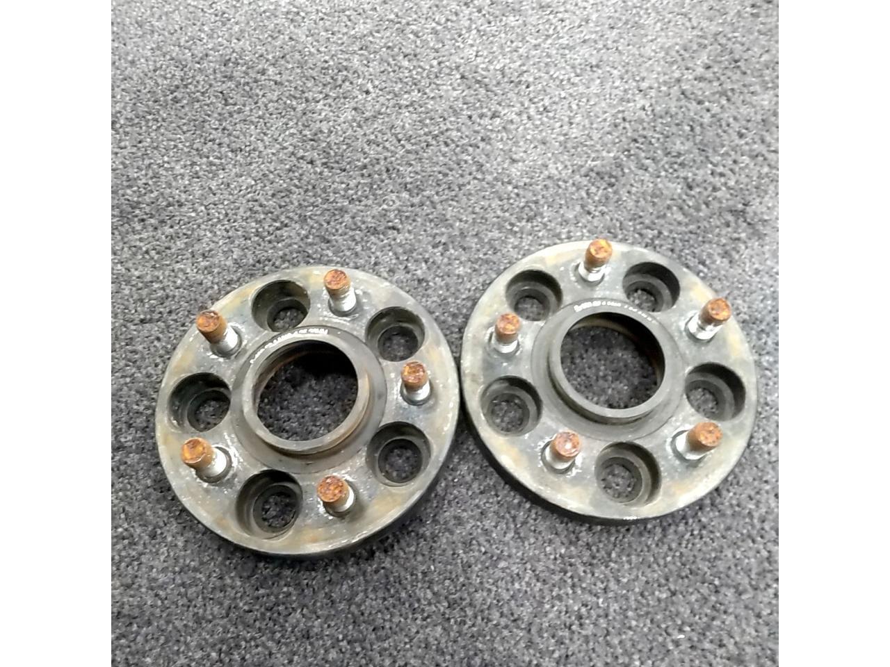 [M12 × 1.25
100-5H
5 56.1
20mmGAsupply
Wide tread spacer with hub