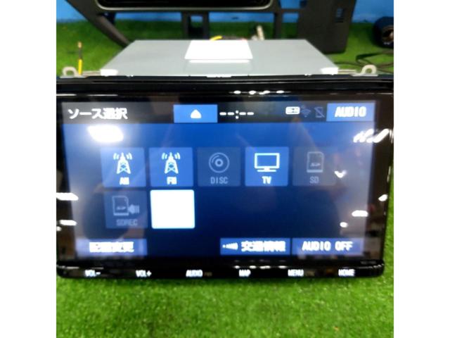 トヨタ NSZT-Y68T ディスプレイナビ+オーディオパネル