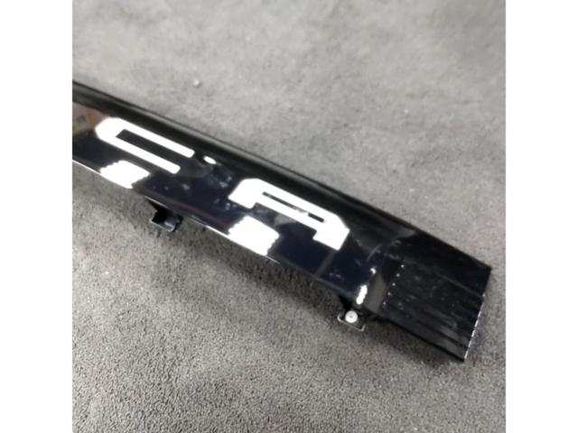 三菱 CV1W/デリカD:5純正リヤガーニッシュ