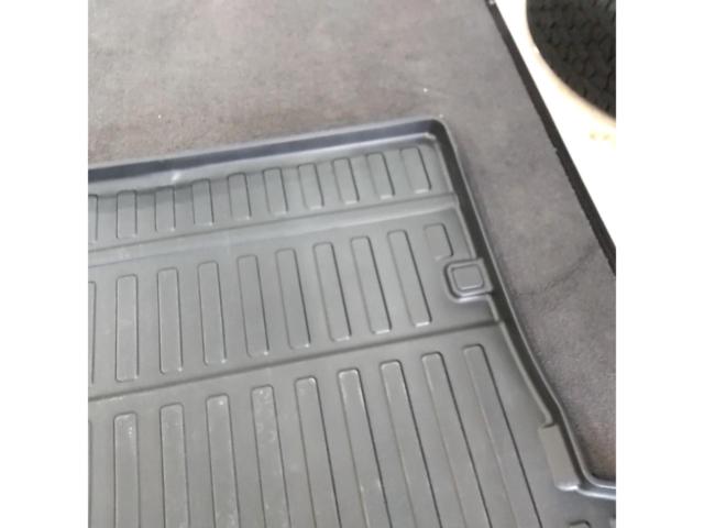ホンダ  RK5/ステップワゴンスパーダ  ラゲッジマット