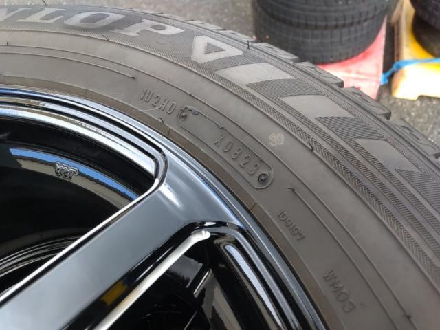 DUNLOP
Lofida
XS7+DUNLOP
WINTER
MAXX
03