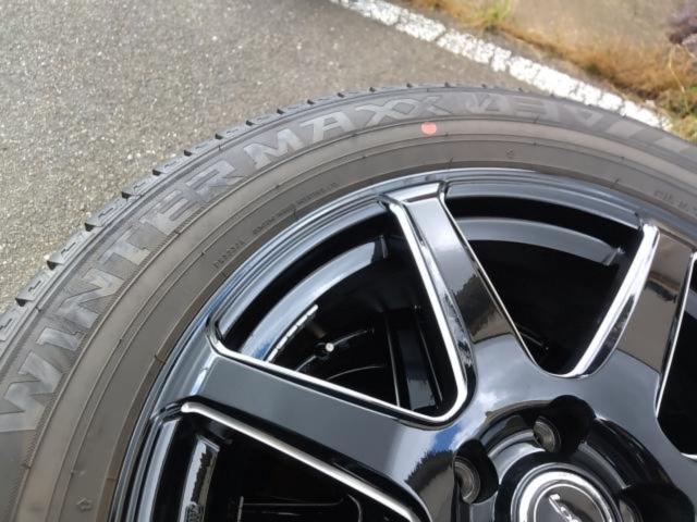 DUNLOP
Lofida
XS7+DUNLOP
WINTER
MAXX
03