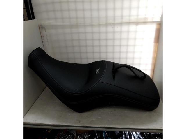 BMW R18B 純正シート シートヒーター付き