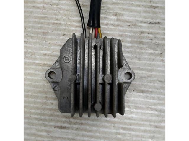 Wakeari
SUZUKI
Genuine regulator for GSX250E
Zari