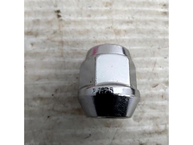 FIXED
Wheel nuts
25 mm
16 pieces