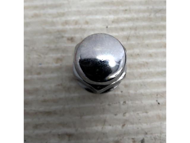 FIXED
Wheel nuts
25 mm
16 pieces