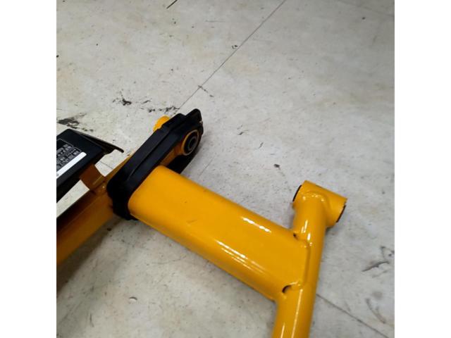 HONDA
Monkey 125
Swing arm