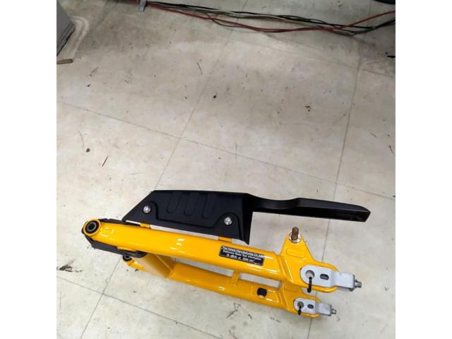 HONDA
Monkey 125
Swing arm