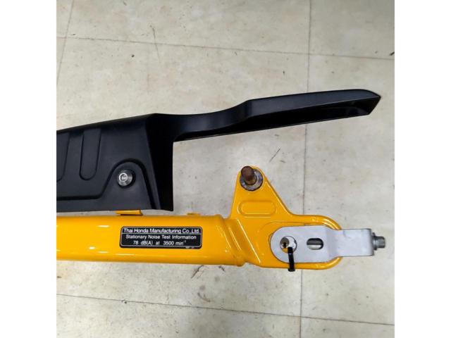 HONDA
Monkey 125
Swing arm